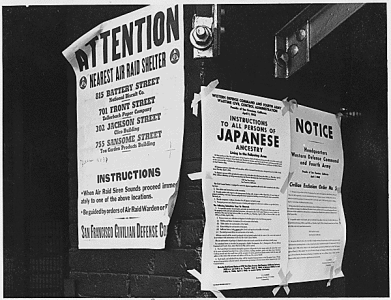 National Records and Archives Administration. Photograph by Dorothea Lange.