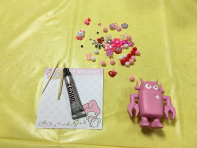 At our last decoden workshop in January 2016, participants got to work on Giant Robot figurines. Photo by MariAnne Nguyen.